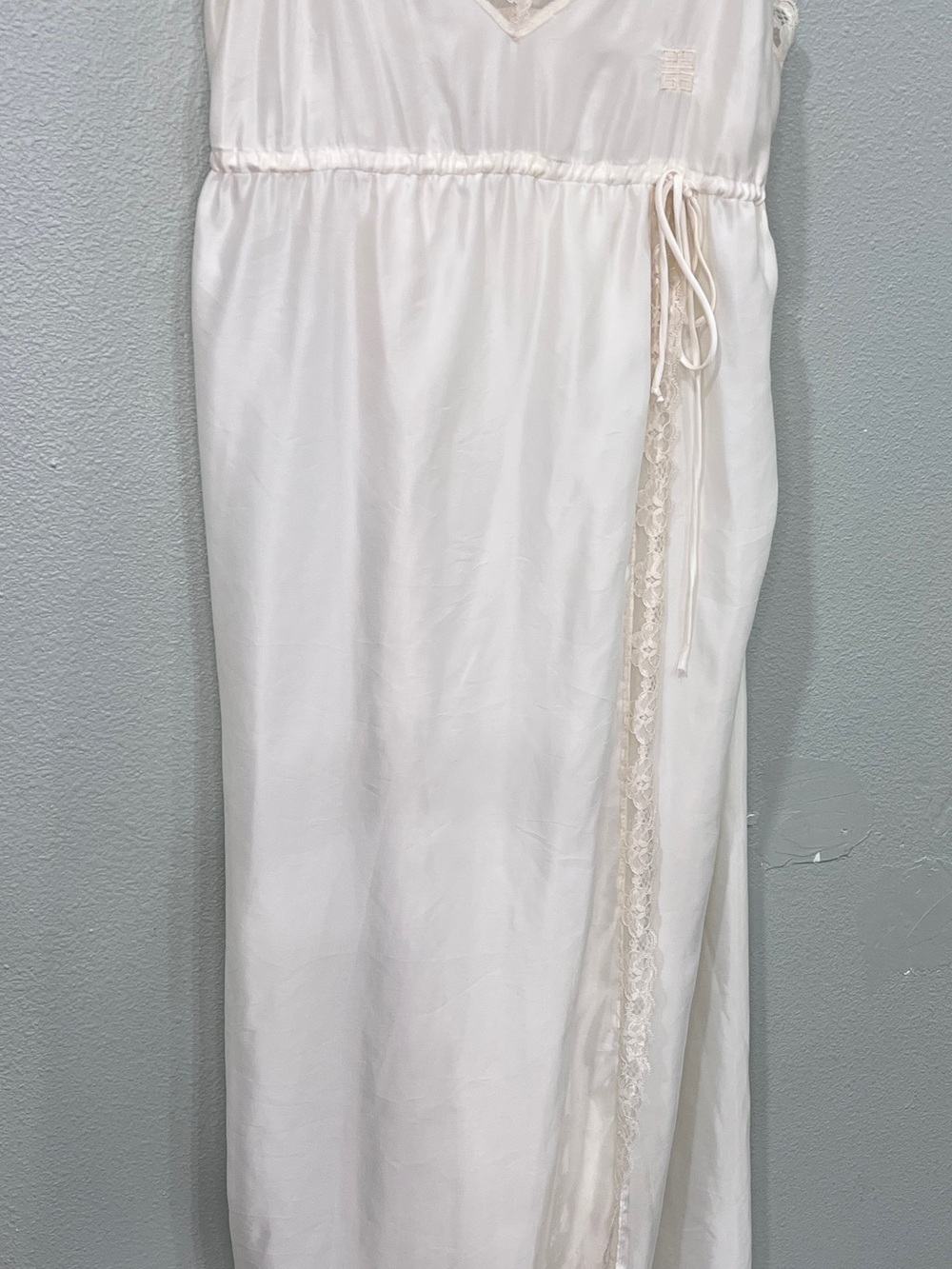 Vintage Givenchy Intimite Paris Nightgown M Ivory Satin Lace 4G Made USA